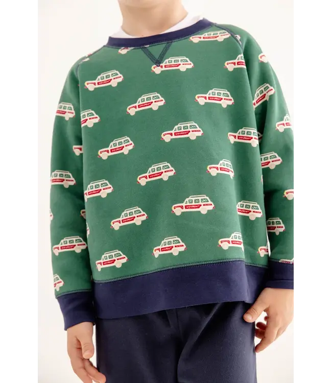 Windsor Wagon (Grier Green) with Nantucket Navy Smitty Sweatshirt