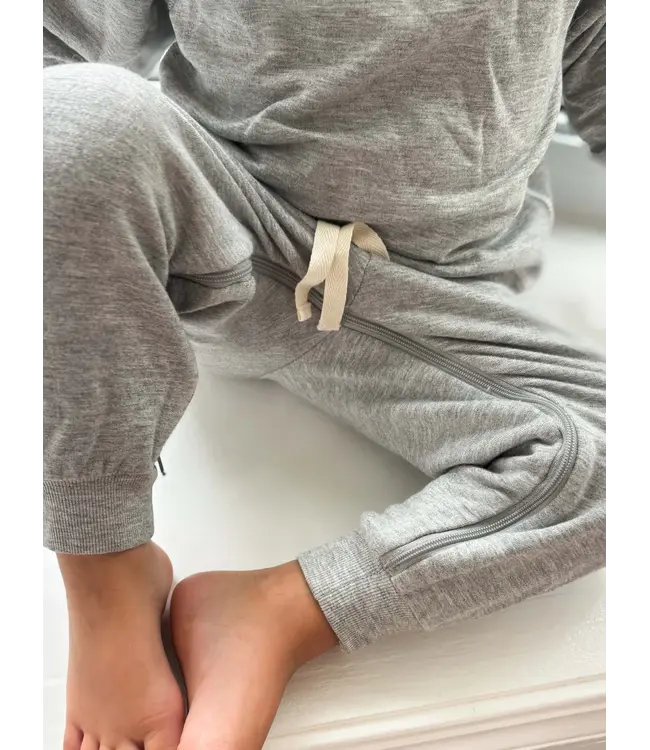Heather Grey Fleece Baby Sweatsuit | Gunamuna