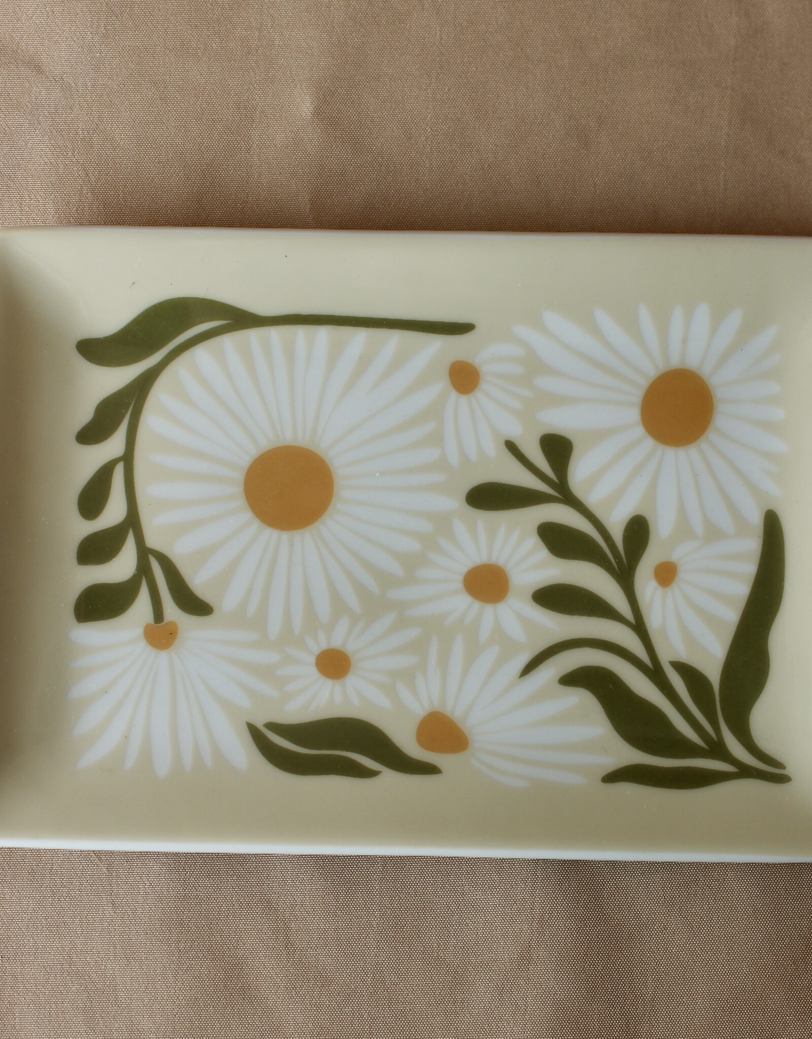Daisy Tray