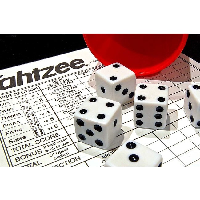 Hasbro Yahtzee
