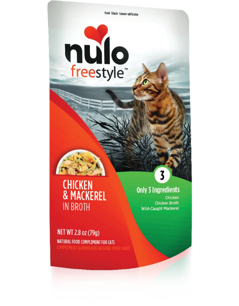 Nulo Nulo Freestyle Cat Pouches | Chicken & Mackerel in Broth 2.8 oz CASE