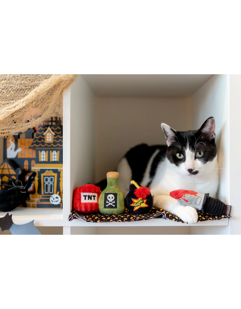 PLAY P.L.A.Y. Feline Frenzy Halloween Cat Toys | Deadly Duo