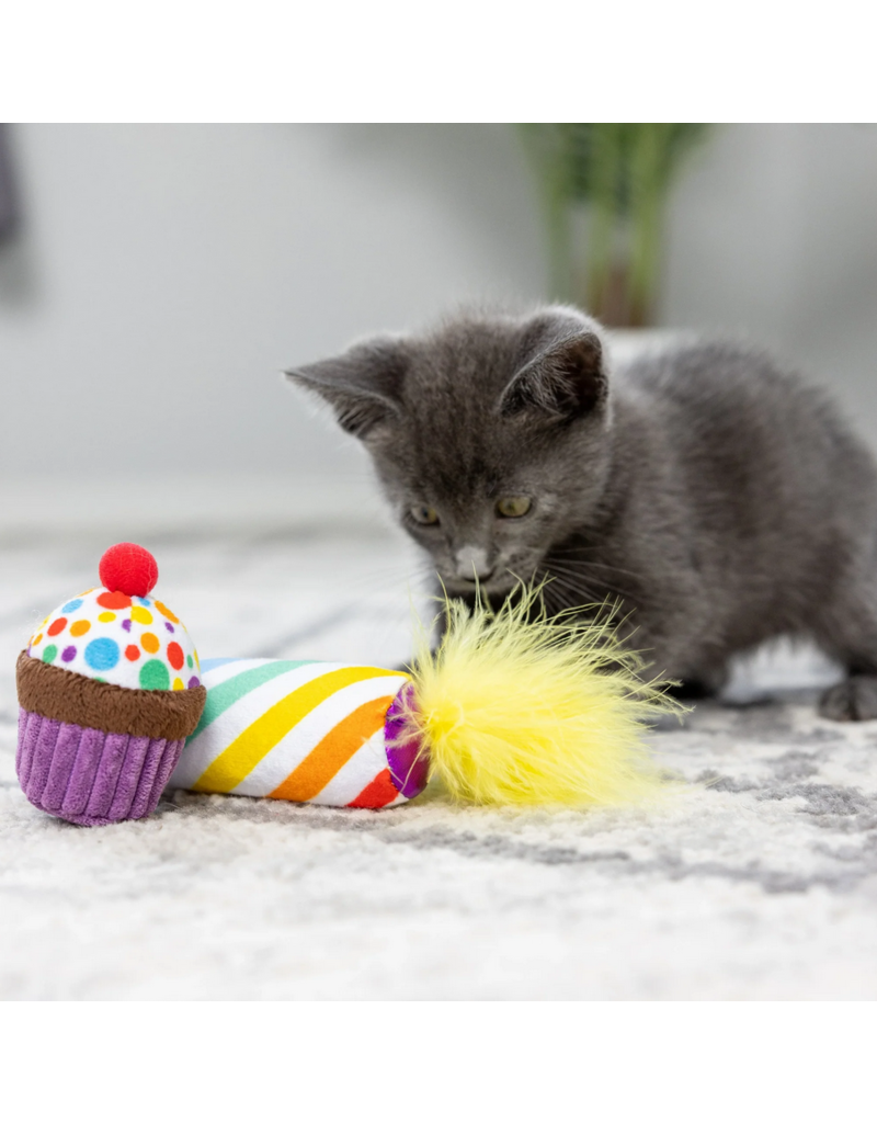 Huxley & Kent Huxley & Kent Birthday Cat Toys | MeWow Cupcake & Candle 2 Pack
