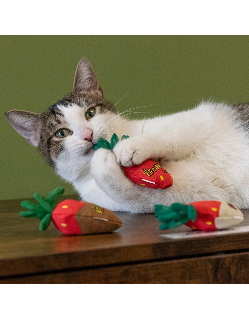 Yeowww! Yeowww! Catnip Cat Toys | Strawberries 3 pack