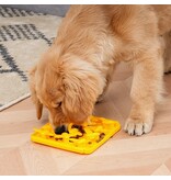 Tall Tails Tall Tails Foraging Mat | Yellow Bee 3D 8.5 in/1 Cup