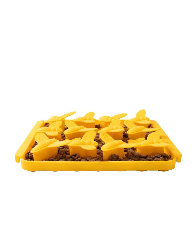 Tall Tails Tall Tails Foraging Mat | Yellow Bee 3D 8.5 in/1 Cup
