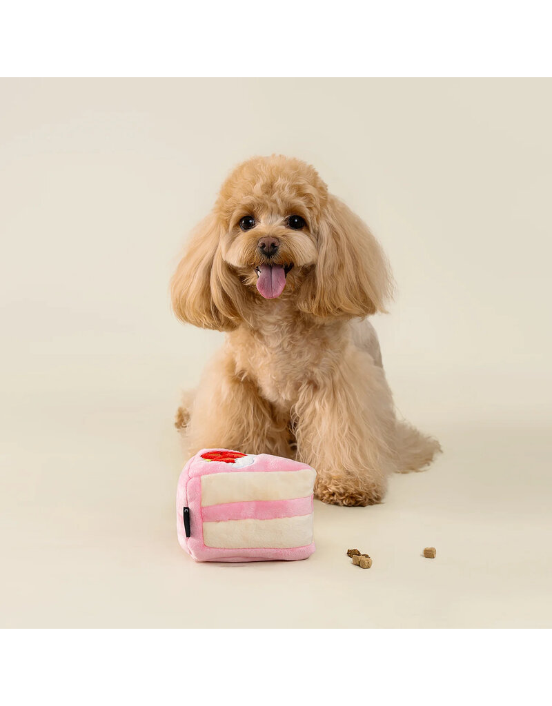 Chewffon Chewffon Plush Dog Toy | Strawberry Birthday Cake Puzzle
