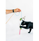PLAY P.L.A.Y. Feline Frenzy Cat Toys | Purrfectly Pitted Wand Toy
