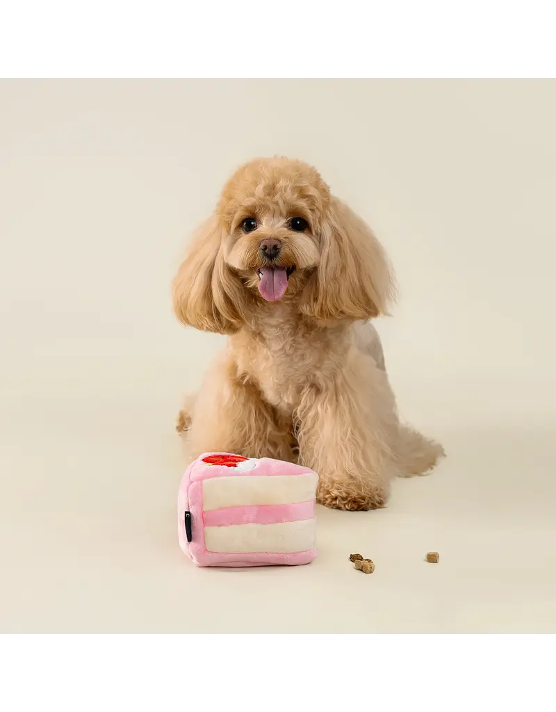 Chewffon Chewffon Plush Dog Toy | Strawberry Birthday Cake Puzzle