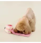 Chewffon Chewffon Plush Dog Toy | Strawberry Birthday Cake Puzzle