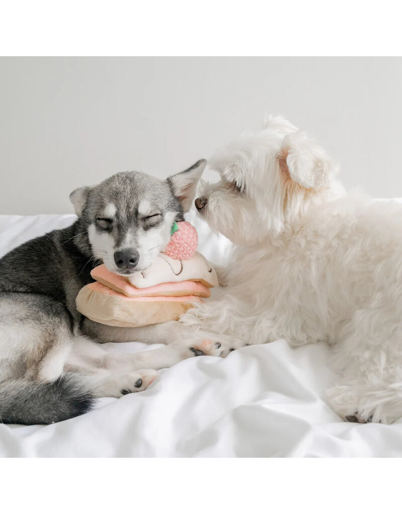 Pups & Bubs Pups & Bubs Plush Dog Toy | Snuffle Strawberry Mille-Feuille