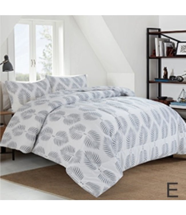 LAUREN TAYLOR LAUREN COLLECTION COMFORTER SET AST PRTS