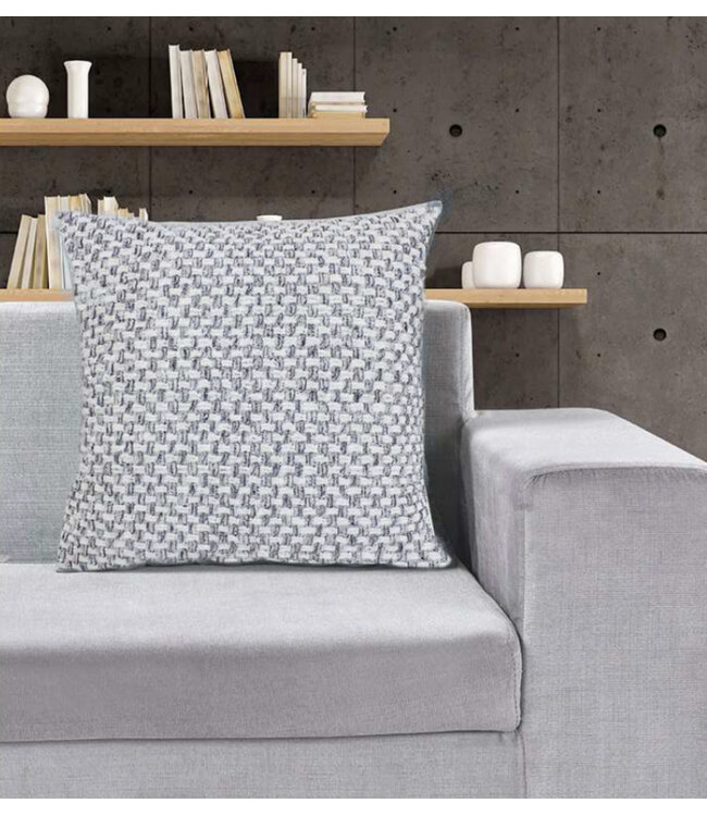 SIMBA CHAINSTITCH CHENILLE CUSHION NAVY 20X20"