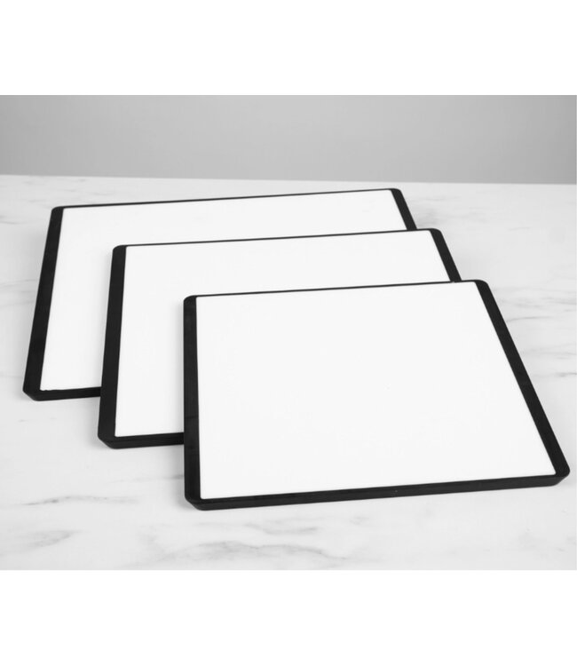 3pc PLASTIC CUTTING BOARD BLACK/WHITE