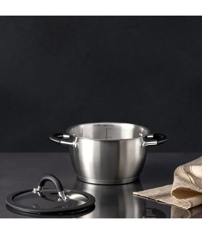 MADAME COCO COLIN STAINLESS STEEL DEEP POT w/LID 2450 ml