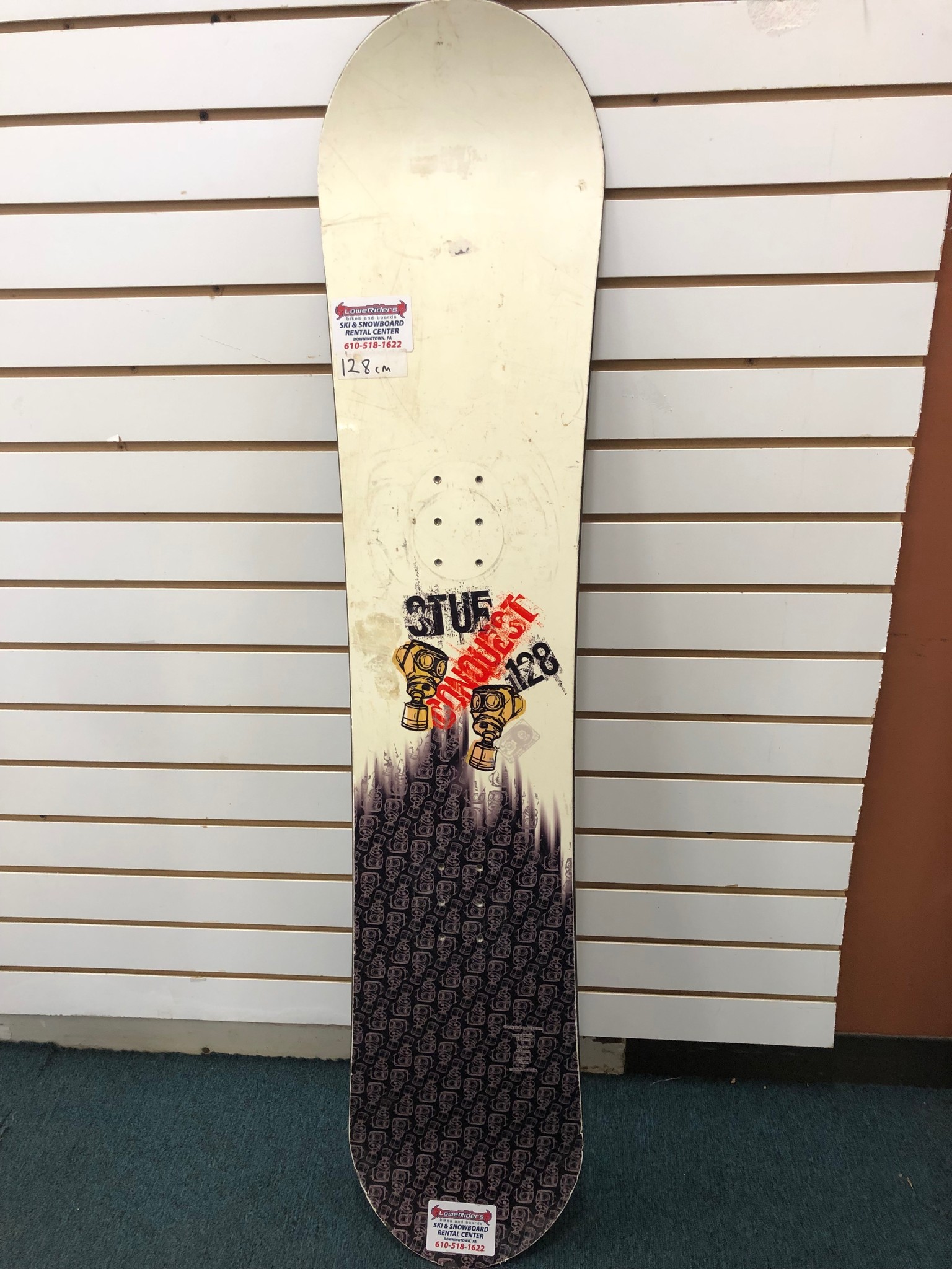 dennenboom Botanist Kwade trouw Used Snowboard - Stuf Conquest 128cm - LoweRiders Bikes and Boards