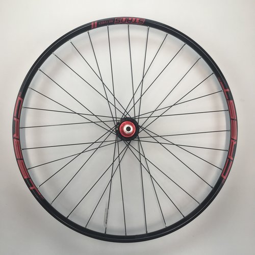 Stan's No Tubes Roue arrière  Stan's NoTubes Crest MK3 29",  Moyeu 3.30HD xd 142x12