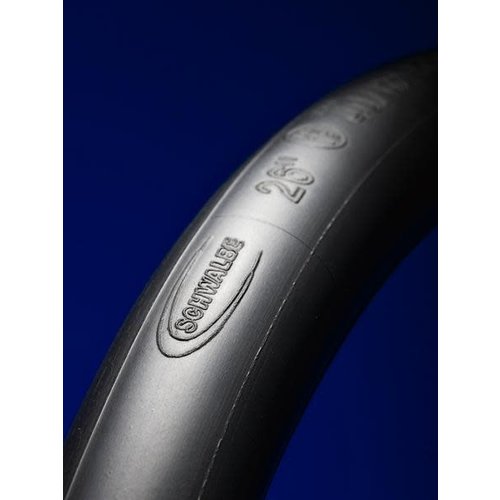 Schwalbe Chambre à air Schwalbe PV 40mm 24''x1.75 Schwalbe Chambre à air Schwalbe PV 40mm 24''x1.75