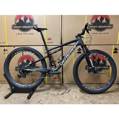 Specialized Specialized Epic Expert Used Bike 2022 Large (Carbon) Specialized Specialized Epic Expert Used Bike 2022 Large (Carbon)