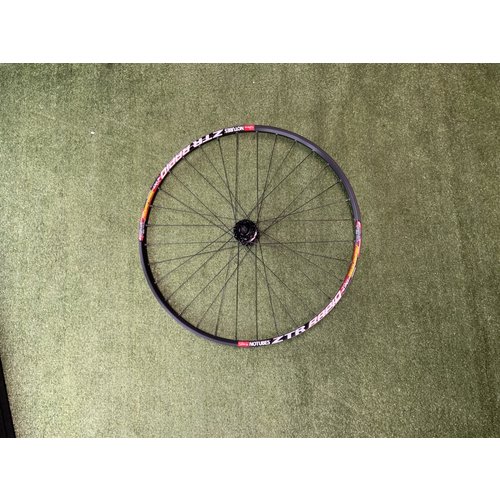 Stan's No Tubes Roue avant Stan's  29'' Crest ZRT Rapide/ Moyeu SRAM X9  100mm