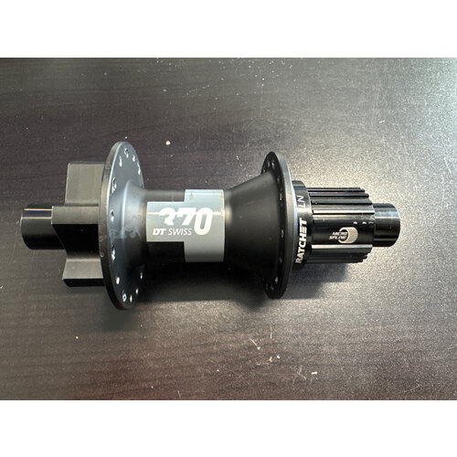 Dt Swiss Used DT Swiss 370 MTB 6-Bolt Rachet LN micro spline 12/148 32T Dt Swiss Used DT Swiss 370 MTB 6-Bolt Rachet LN micro spline 12/148 32T