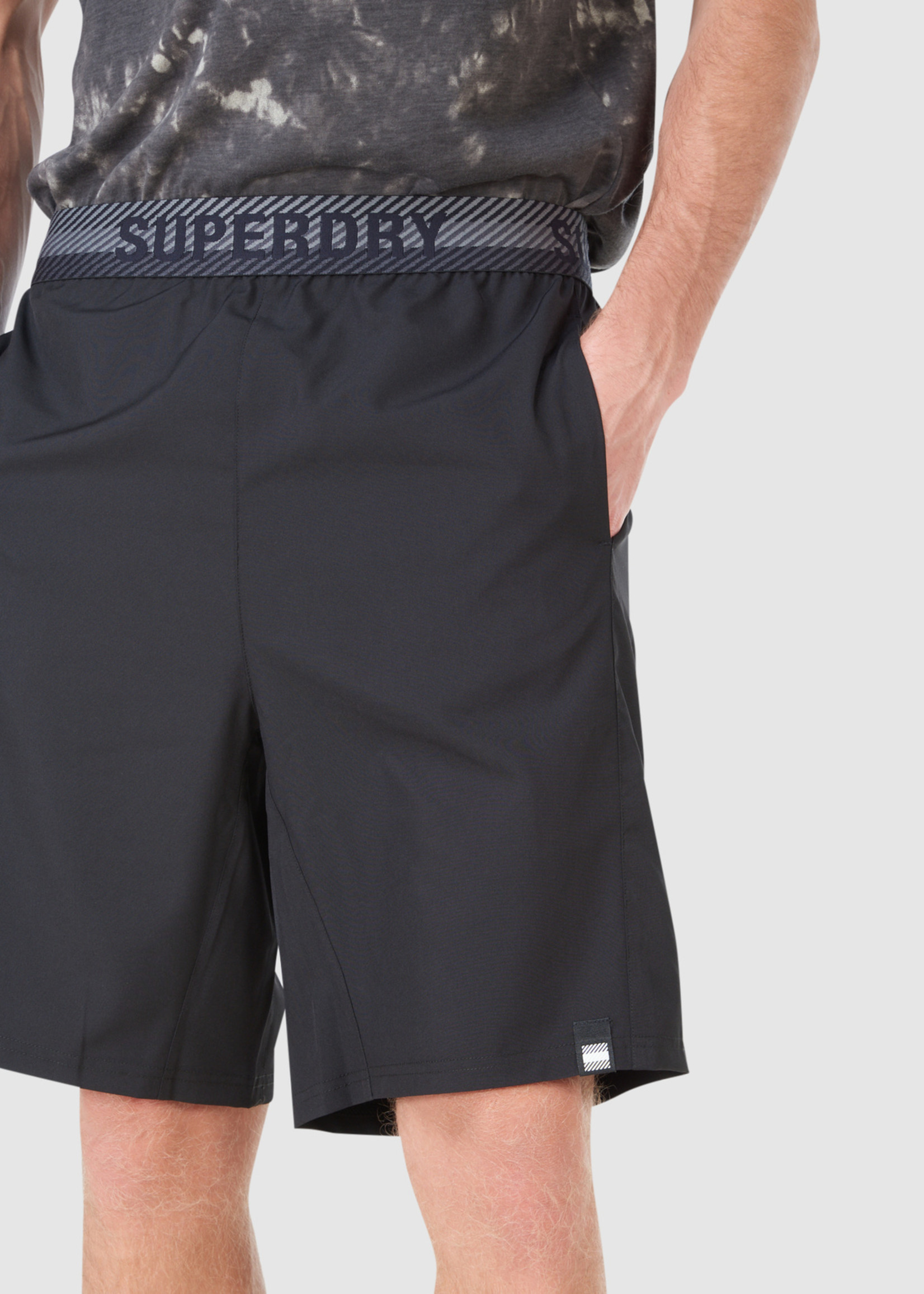 Superdry Train Relaxed Short (Black)