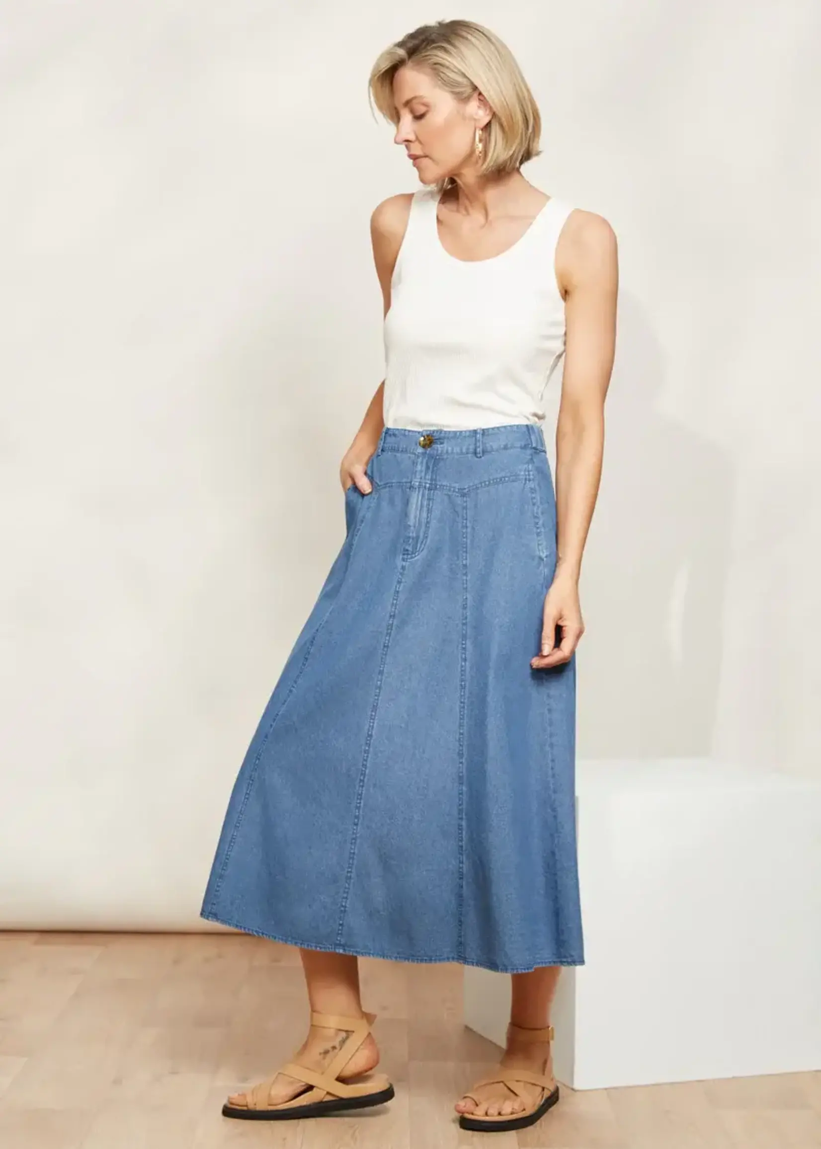 Eb & Ive Playa Midi Skirt