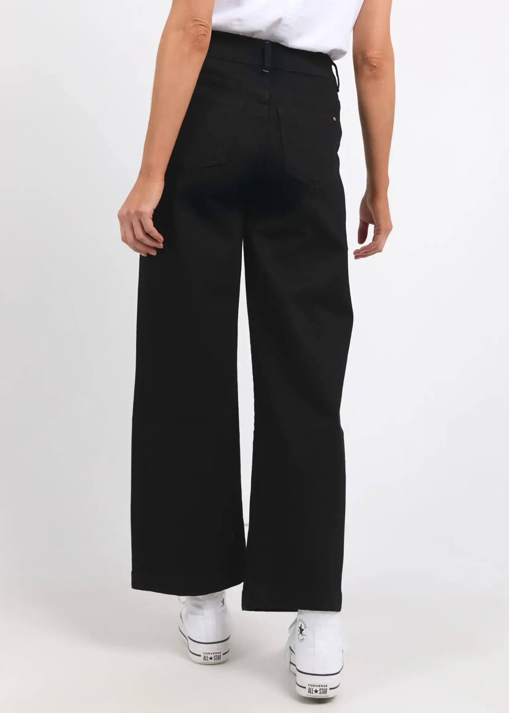 Elm Izzy Wide Leg Jean