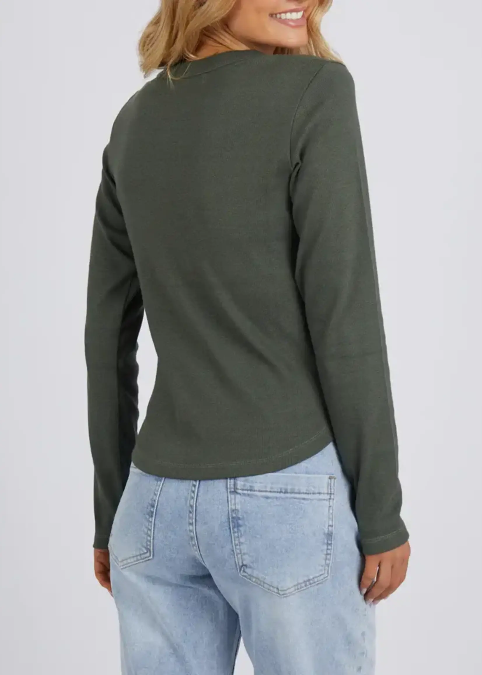 Foxwood Scoop Long Sleeve Tee