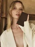 Status Anxiety Avoiding things Wallet