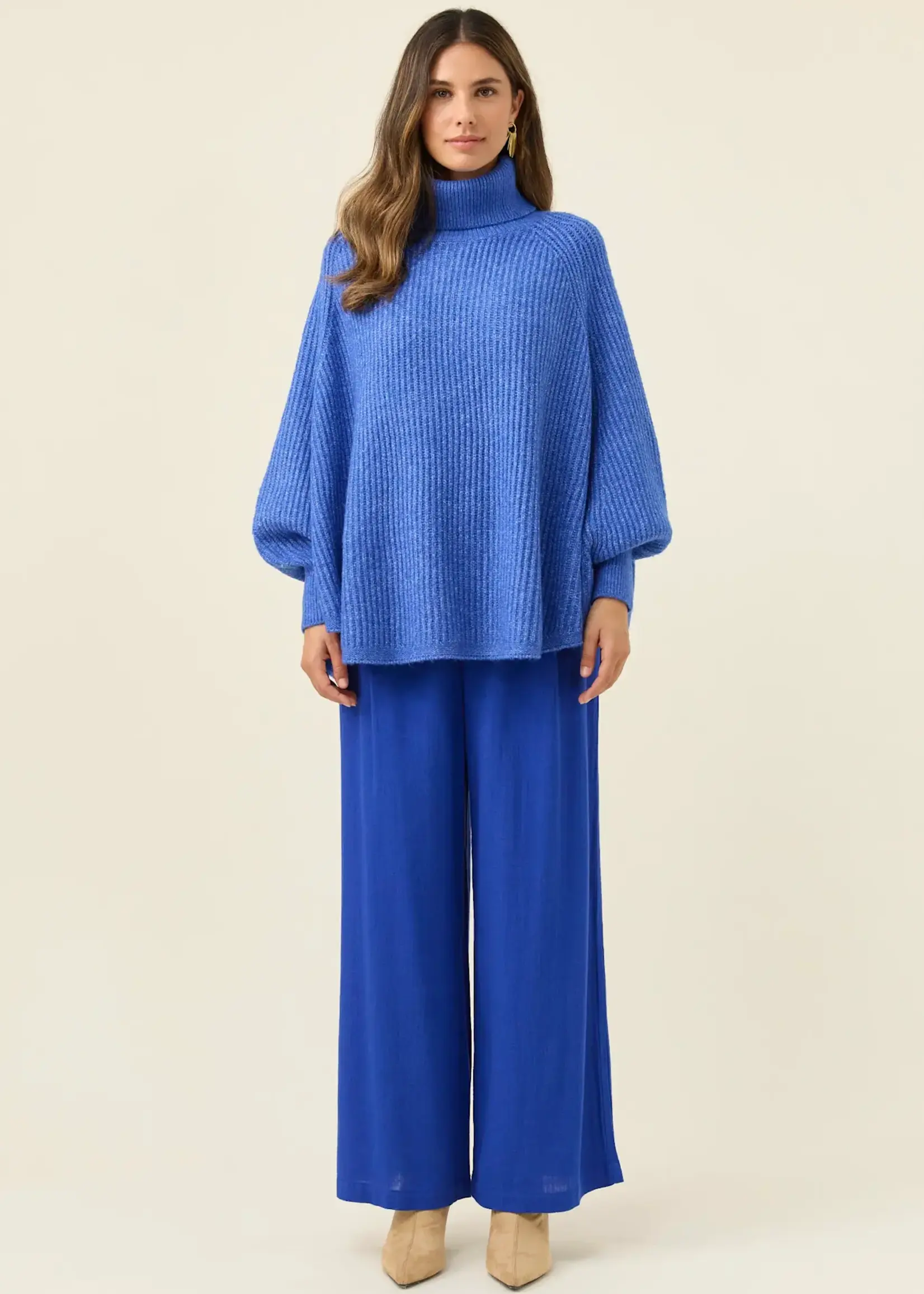 Isle Of Mine Miru Poncho