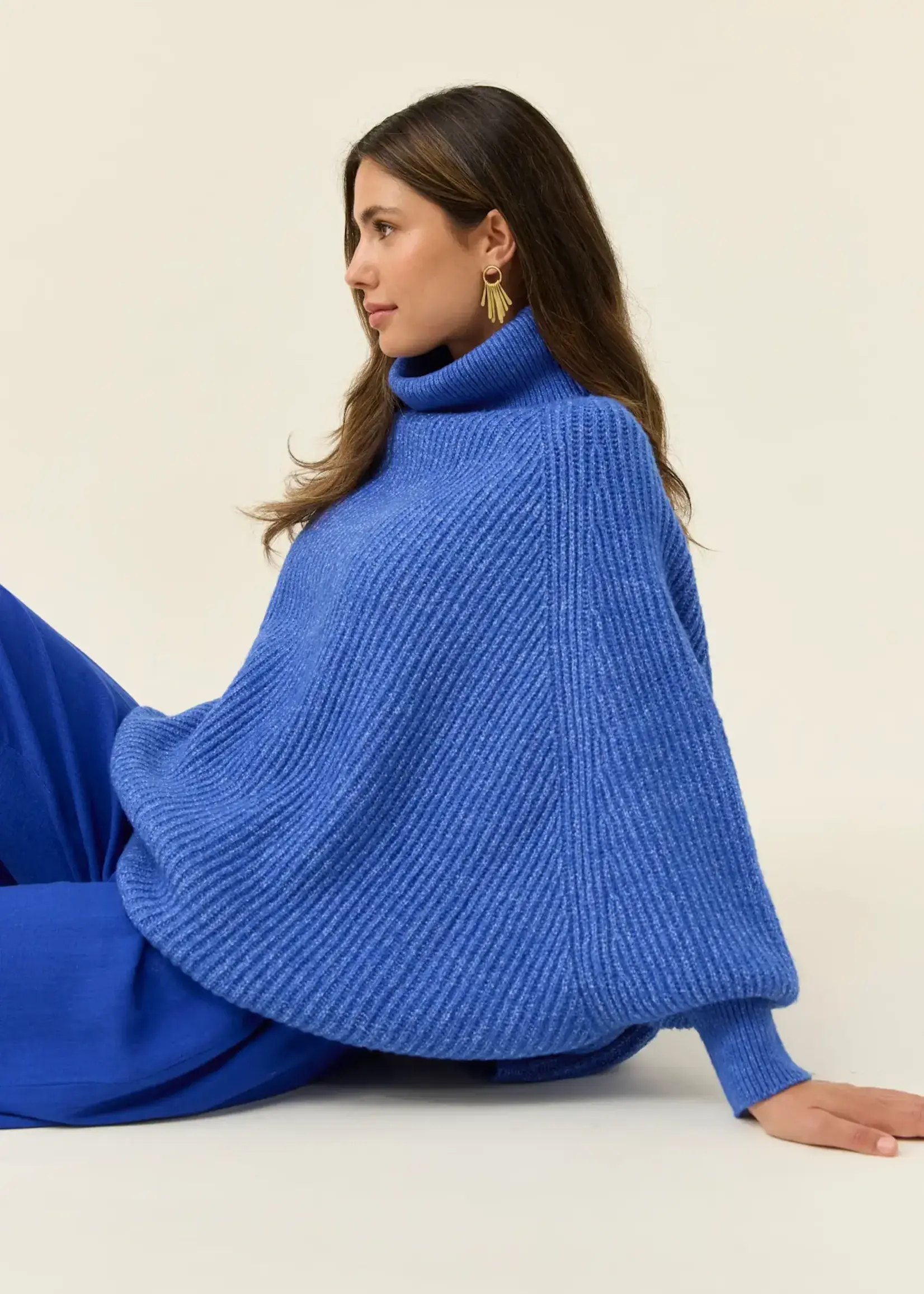 Isle Of Mine Miru Poncho