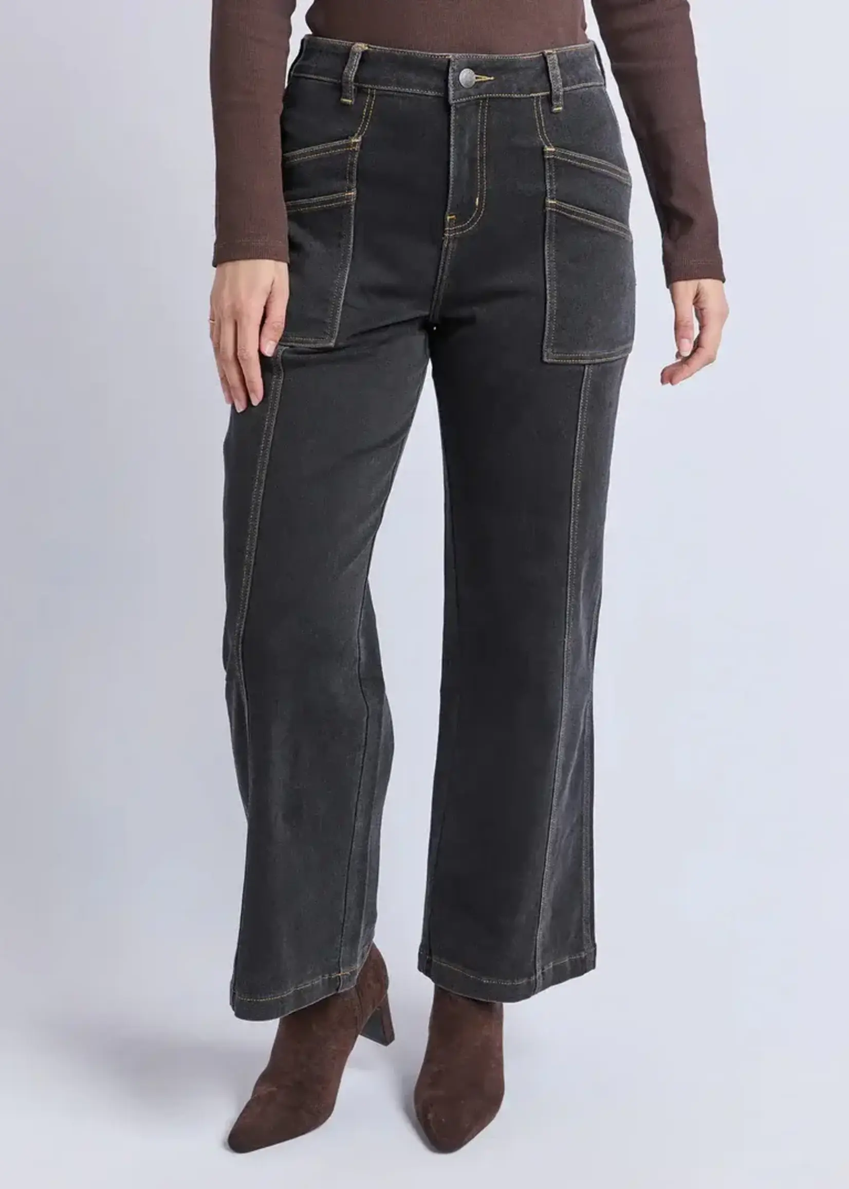 Foxwood Balmy Jean WBLK