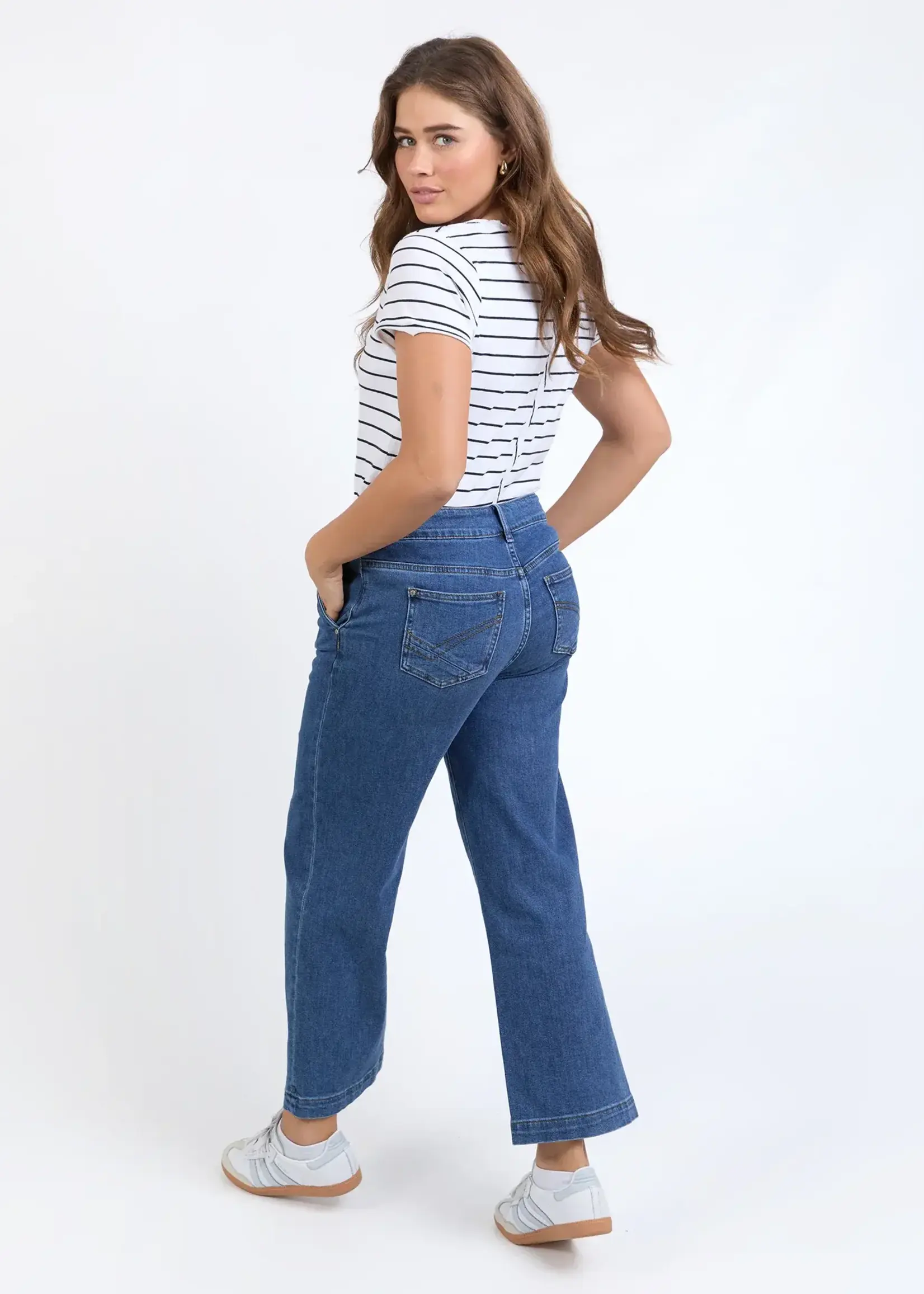 Elm Izzy Wide Leg Jean
