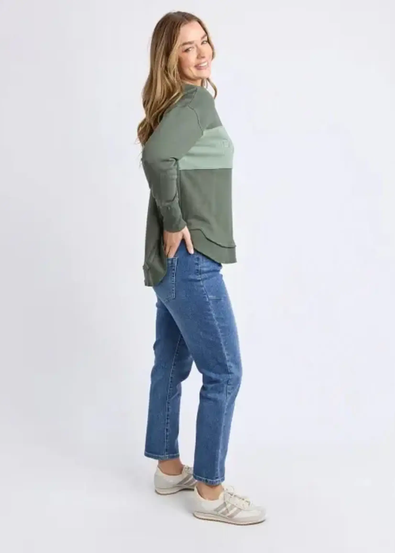 Foxwood Simplified Tonal Crew Khaki