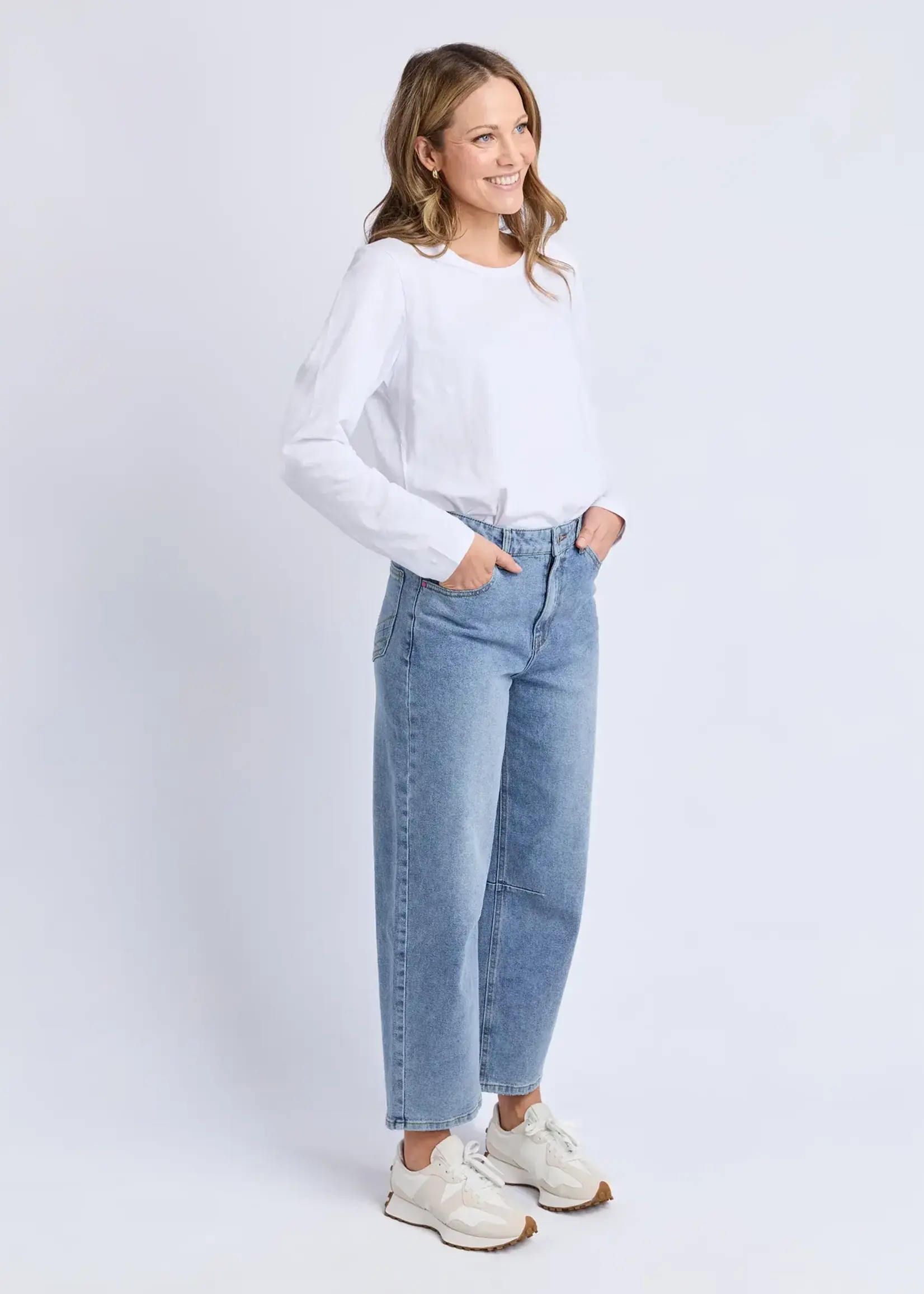 Elm Bessie Barrel Leg Jean