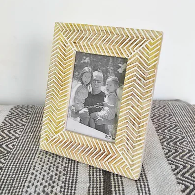 PD Home & Garden 7" X 5" GEO PATTERN PHOTO FRAME