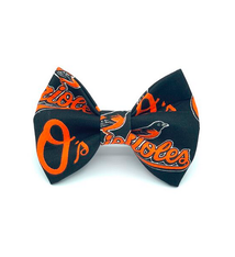 Banjo's Bows Orioles™ Black Dog Bow Tie