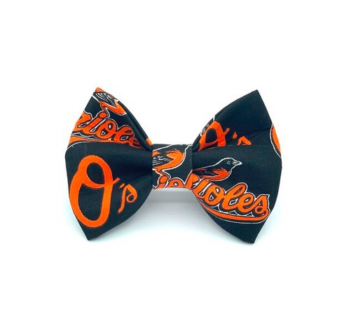 Banjo's Bows Orioles™ Black Dog Bow Tie