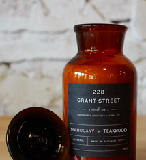 Grant Street Candle Co. Mahogany + Teakwood 16 oz Apothecary Jar Candle