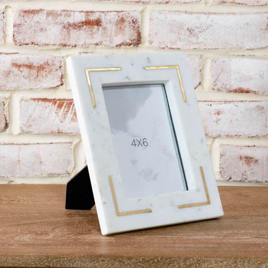 PD Home & Garden 4" X 6" MARBLE FRAME W/ BRASS INLAY