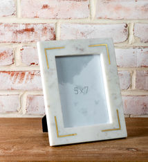 PD Home & Garden 5" X 7" MARBLE FRAME W/ BRASS INLAY