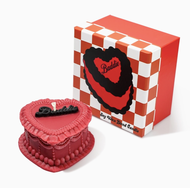 FUN CLUB Baddie Candle