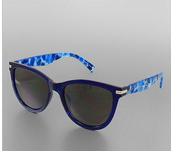 Golden Stella Acrylic Winged Sunglasses
