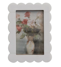 Creative Co-op Resin Scalloped 4 x 6 Photo Frame