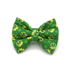 Banjo's Bows Lucky Clover Dog Bow Tie