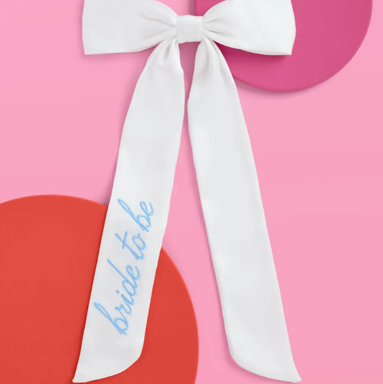 xo, Fetti Something Blue Bow