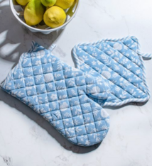 PD Home & Garden LIGHT BLUE FLORAL POTHOLDER/MIT SET
