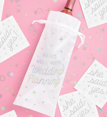 xo, Fetti Wedding Planning Wine Bag