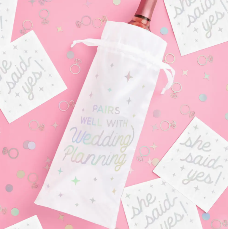 xo, Fetti Wedding Planning Wine Bag